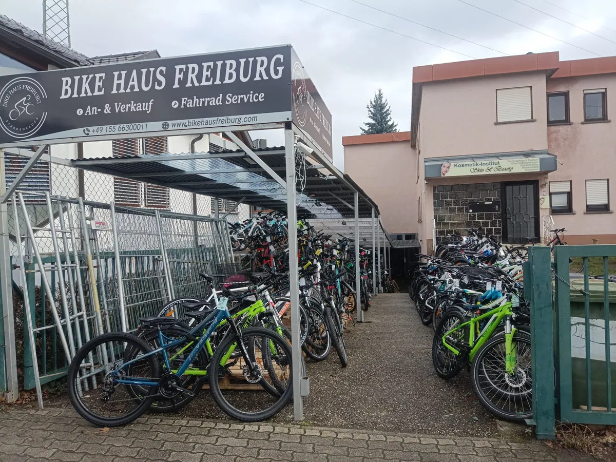 Bike Haus Freiburg - Photo 2